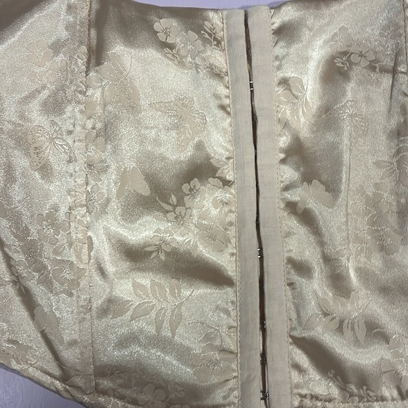 L.A. Hearts Cream Brocade Bustier Crop Top Tank M - Picture 2 of 5